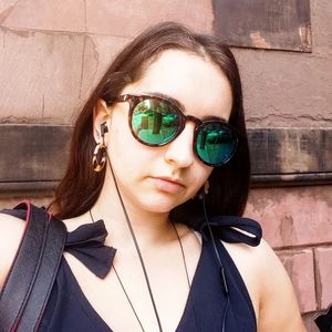 Meet your Posher, Gina